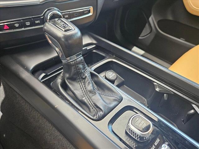 used 2020 Volvo XC60 car, priced at $26,995