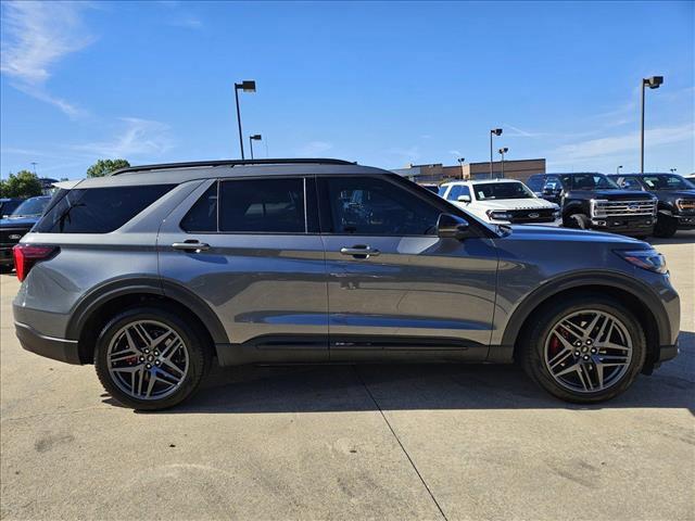 used 2025 Ford Explorer car, priced at $53,985