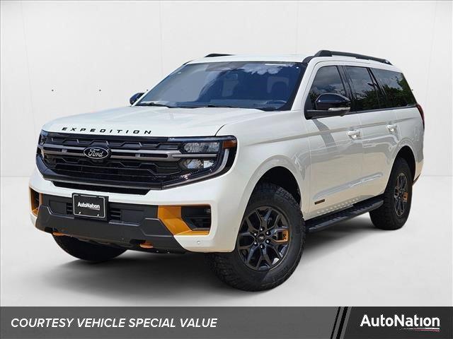 new 2025 Ford Expedition car, priced at $84,540