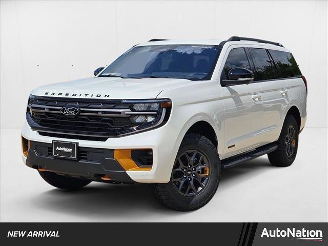 new 2025 Ford Expedition car, priced at $84,540