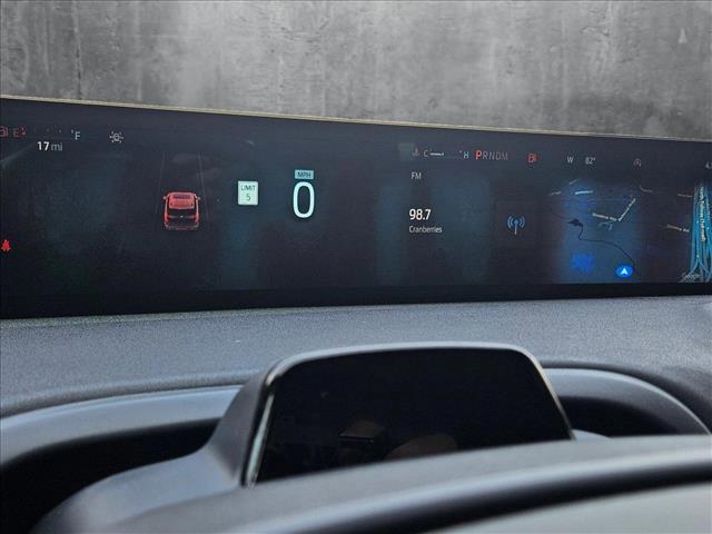 new 2025 Ford Expedition car, priced at $81,085