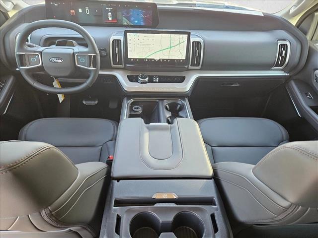 new 2025 Ford Expedition Max car, priced at $68,888