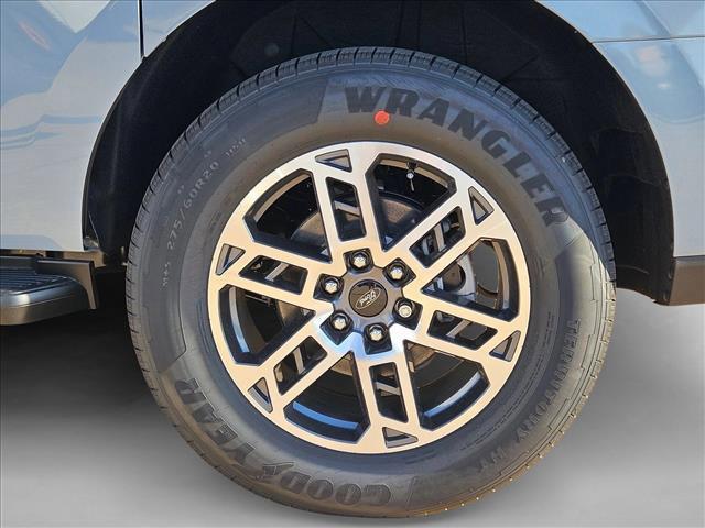 new 2025 Ford Expedition Max car, priced at $68,888
