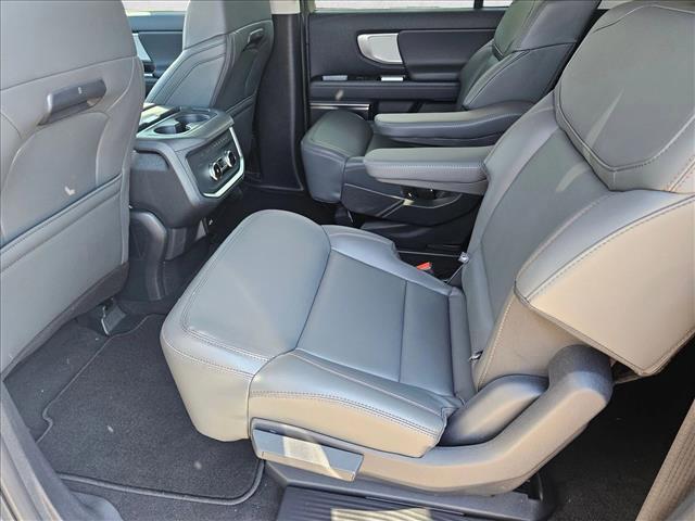 new 2025 Ford Expedition Max car, priced at $68,888