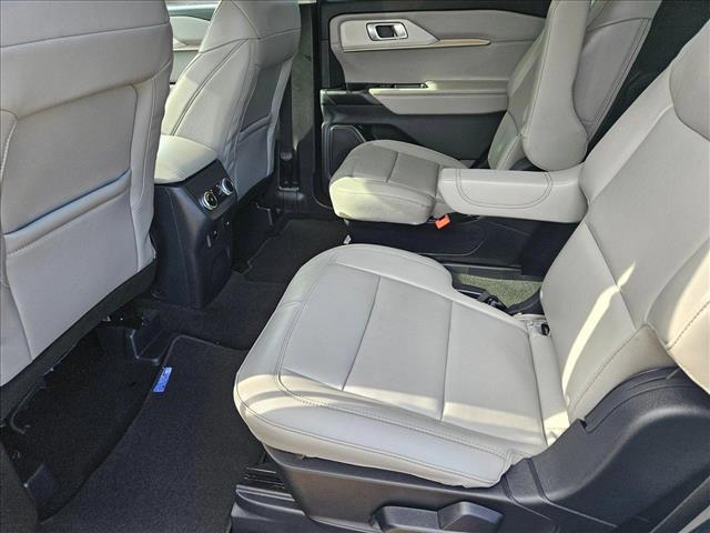 new 2025 Ford Explorer car, priced at $42,330