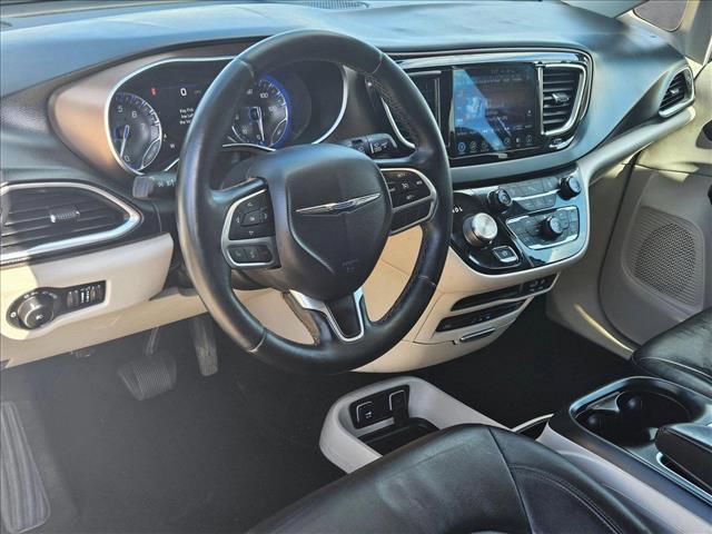 used 2017 Chrysler Pacifica car, priced at $14,595