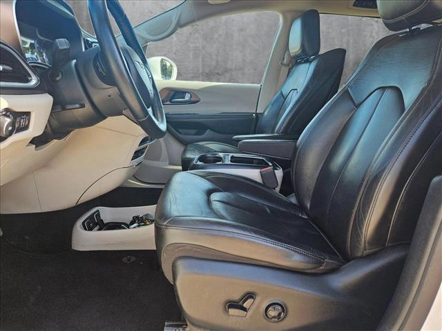 used 2017 Chrysler Pacifica car, priced at $14,595