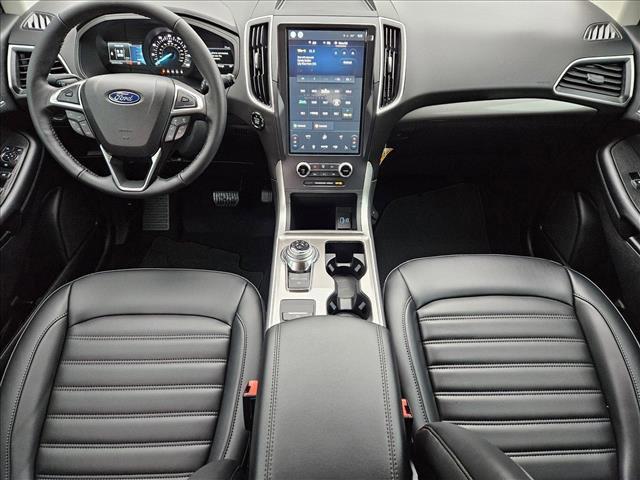 new 2024 Ford Edge car, priced at $35,675