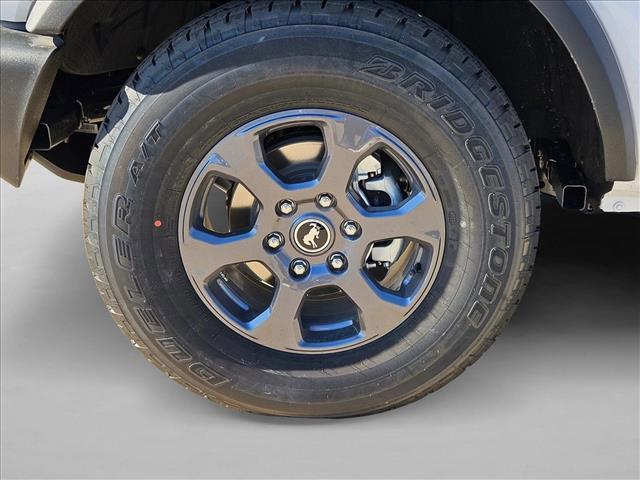 new 2025 Ford Bronco car, priced at $41,995