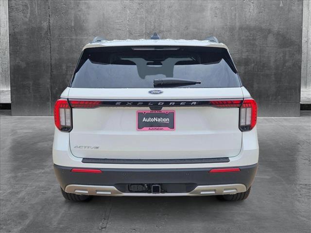 new 2025 Ford Explorer car, priced at $42,676