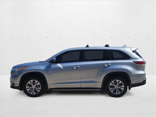 used 2015 Toyota Highlander car, priced at $16,995