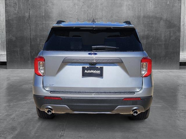 new 2024 Ford Explorer car, priced at $41,999