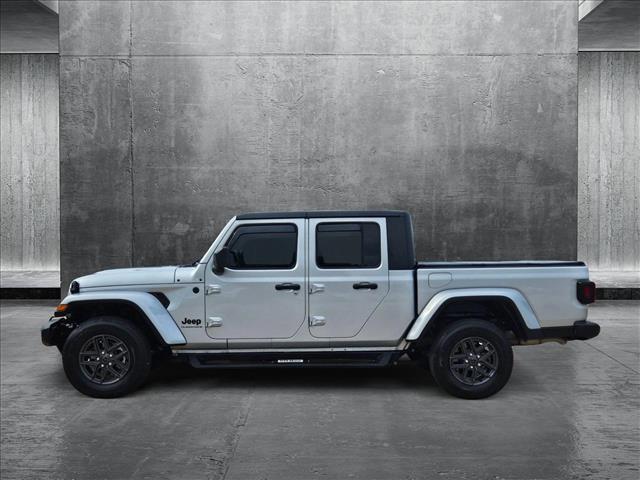 used 2024 Jeep Gladiator car, priced at $37,995