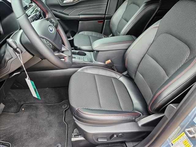 new 2025 Ford Escape car, priced at $26,995