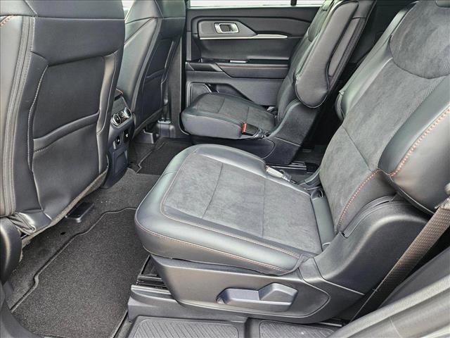 new 2025 Ford Explorer car, priced at $51,995