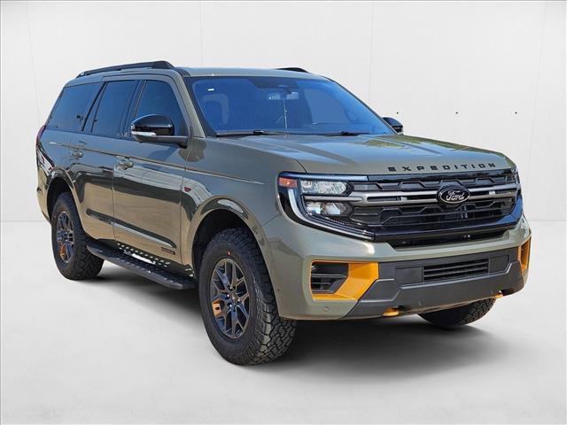 new 2025 Ford Expedition car, priced at $83,545