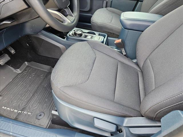 new 2025 Ford Maverick car, priced at $27,034