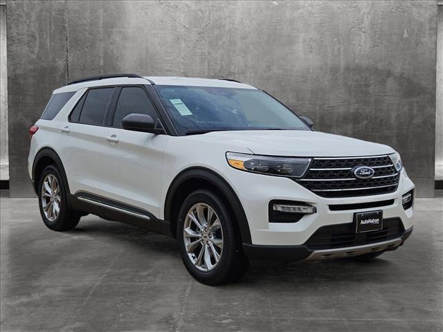 new 2024 Ford Explorer car, priced at $43,985