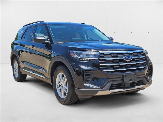 new 2025 Ford Explorer car, priced at $35,995