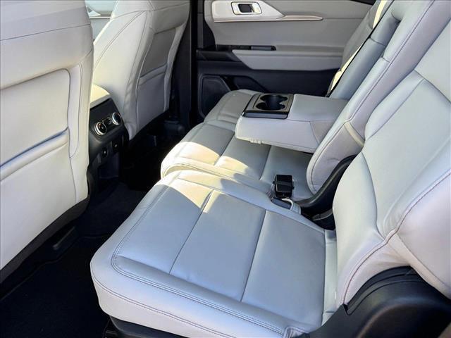 new 2025 Ford Explorer car, priced at $39,995