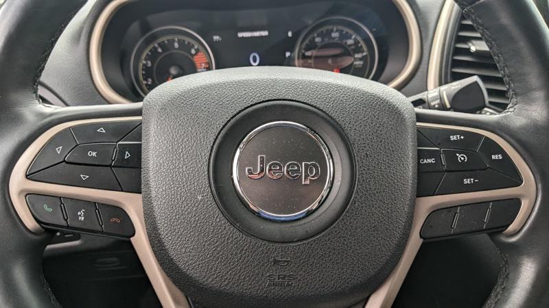used 2018 Jeep Cherokee car, priced at $17,500