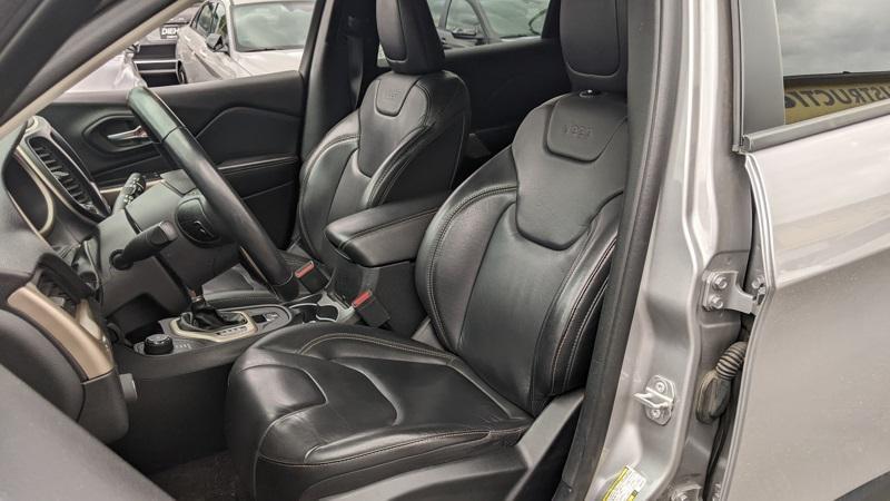 used 2018 Jeep Cherokee car, priced at $17,500