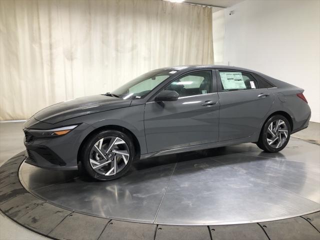 new 2025 Hyundai Elantra car, priced at $26,537
