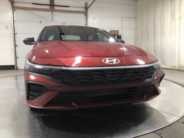 new 2025 Hyundai Elantra car, priced at $23,581