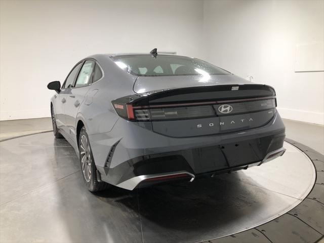 new 2025 Hyundai Sonata Hybrid car, priced at $30,827