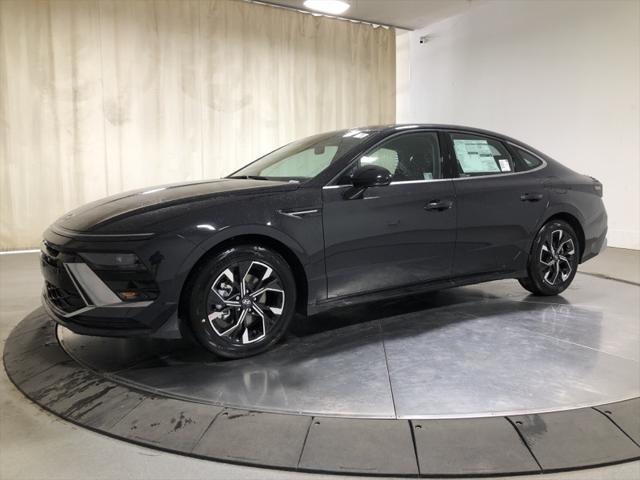 new 2025 Hyundai Sonata car, priced at $29,092