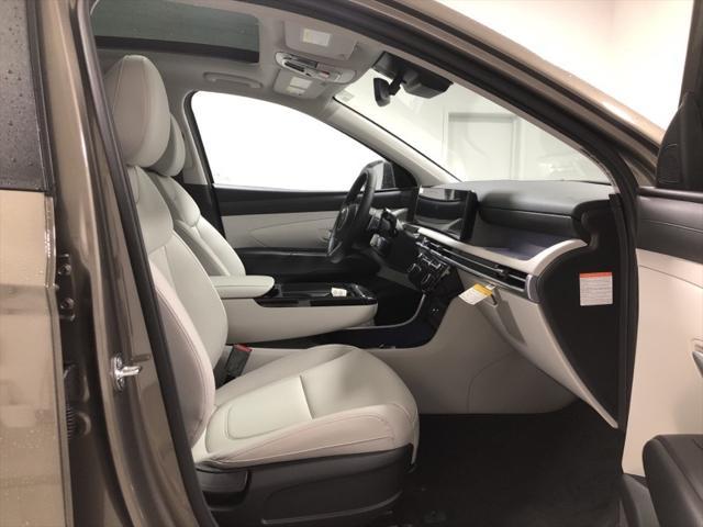new 2025 Hyundai TUCSON Hybrid car, priced at $36,521