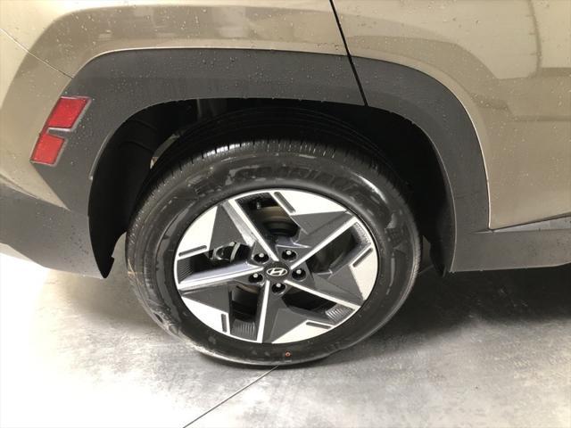 new 2025 Hyundai TUCSON Hybrid car, priced at $36,521