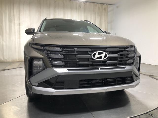 new 2025 Hyundai TUCSON Hybrid car, priced at $36,521