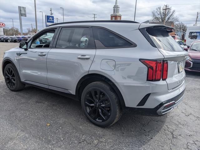 used 2022 Kia Sorento car, priced at $30,000