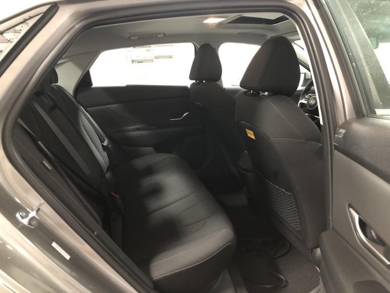 new 2025 Hyundai Elantra car, priced at $25,546