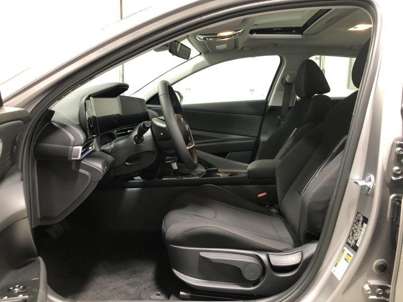 new 2025 Hyundai Elantra car, priced at $25,546