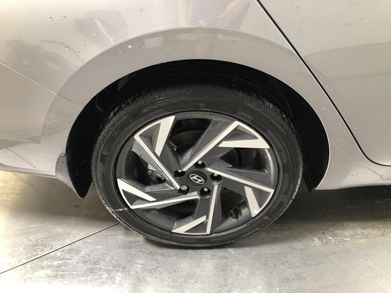 new 2025 Hyundai Elantra car, priced at $25,546