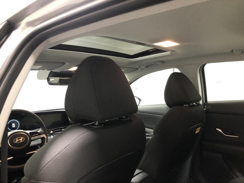 new 2025 Hyundai Elantra car, priced at $25,546