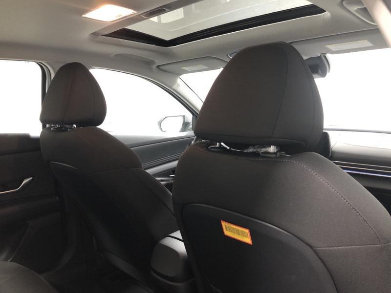 new 2025 Hyundai Elantra car, priced at $25,546