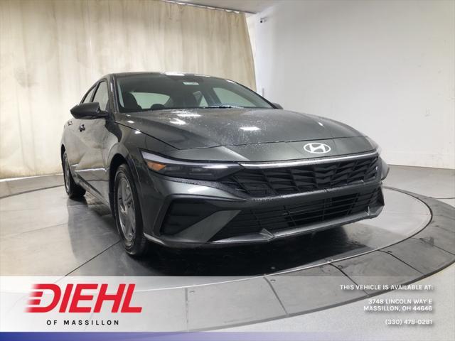 new 2025 Hyundai Elantra car, priced at $22,218