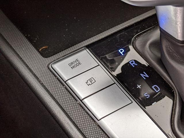 used 2021 Hyundai Elantra car, priced at $15,786