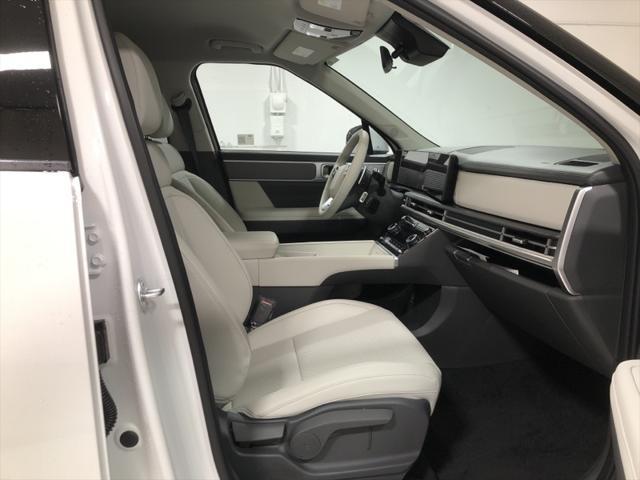 new 2025 Hyundai Santa Fe car, priced at $38,079