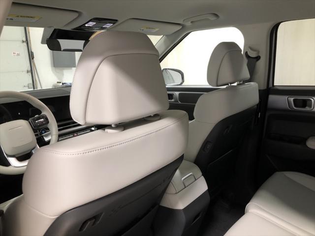 new 2025 Hyundai Santa Fe car, priced at $38,079