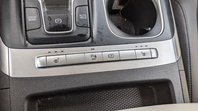 used 2023 Kia Carnival car, priced at $28,700