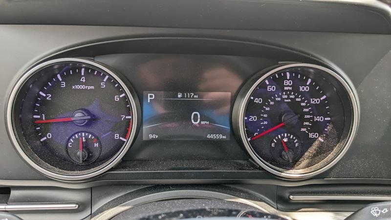 used 2023 Kia Carnival car, priced at $28,700