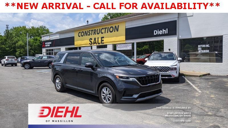 used 2023 Kia Carnival car, priced at $28,700