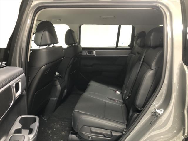 new 2025 Hyundai Santa Fe car, priced at $38,977
