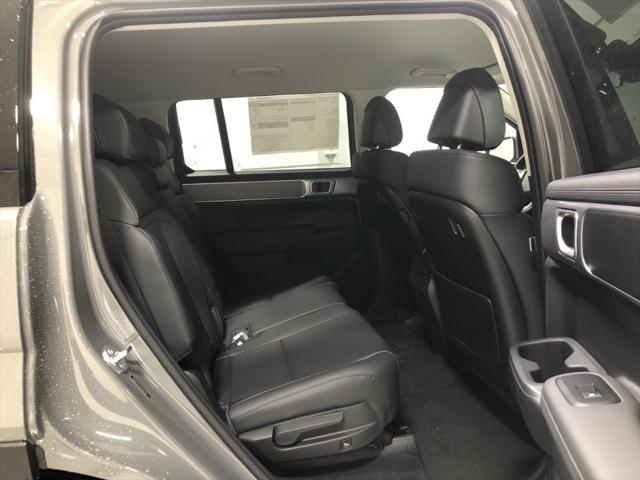 new 2025 Hyundai Santa Fe car, priced at $38,977