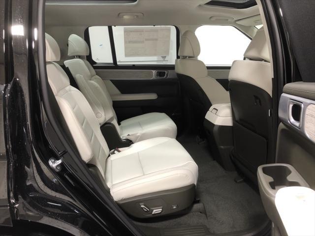 new 2025 Hyundai SANTA FE HEV car, priced at $49,018