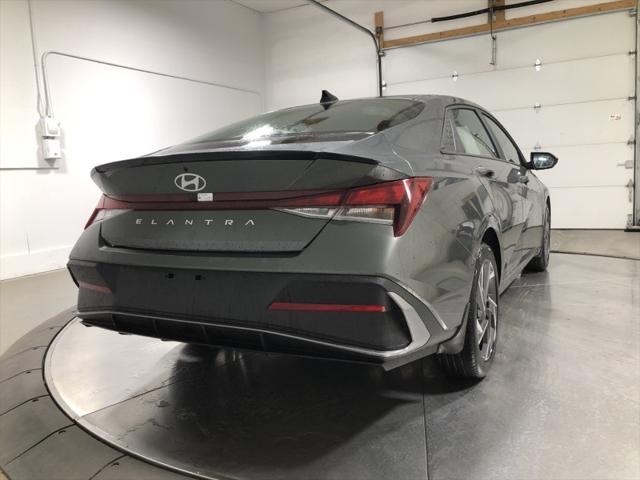 new 2025 Hyundai Elantra car, priced at $23,115